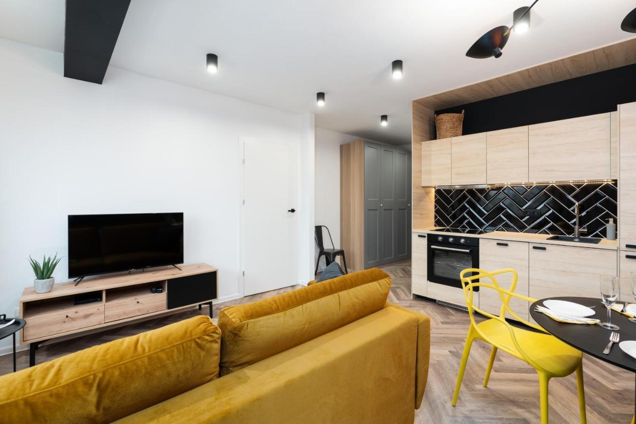 Loft Style Apartment Opienskiego Close To The Zurawiniec Nature Reserve By Noclegi Renters Poznan Exterior foto